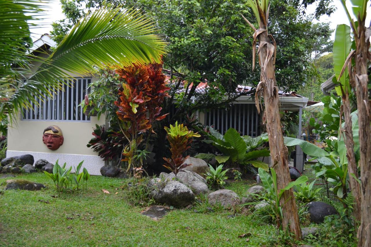 Casa Sophia 3 Listings Apartment 1 Or Apartment 2 Separately Or Apt 1 And 2 Together All With Fo Internet กวาปิเลส ภายนอก รูปภาพ