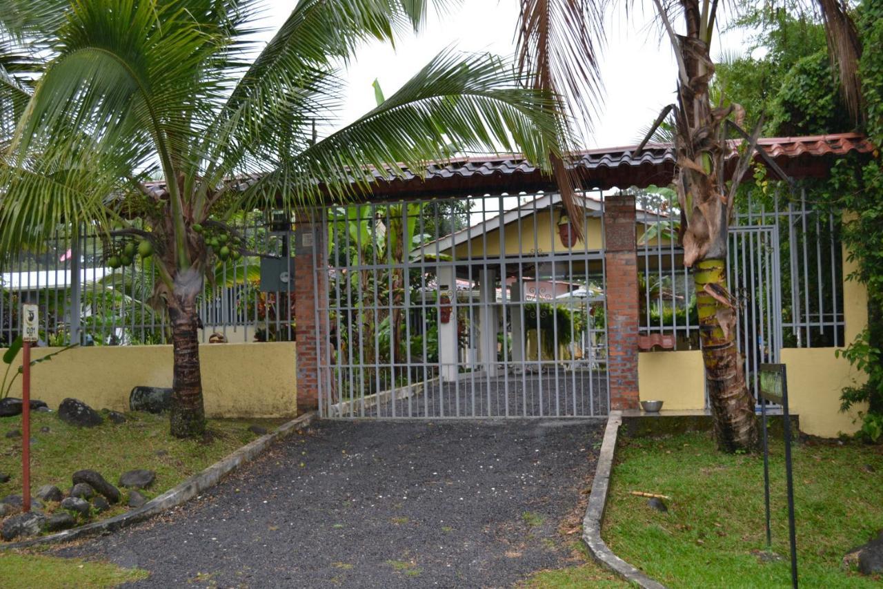 Casa Sophia 3 Listings Apartment 1 Or Apartment 2 Separately Or Apt 1 And 2 Together All With Fo Internet กวาปิเลส ภายนอก รูปภาพ