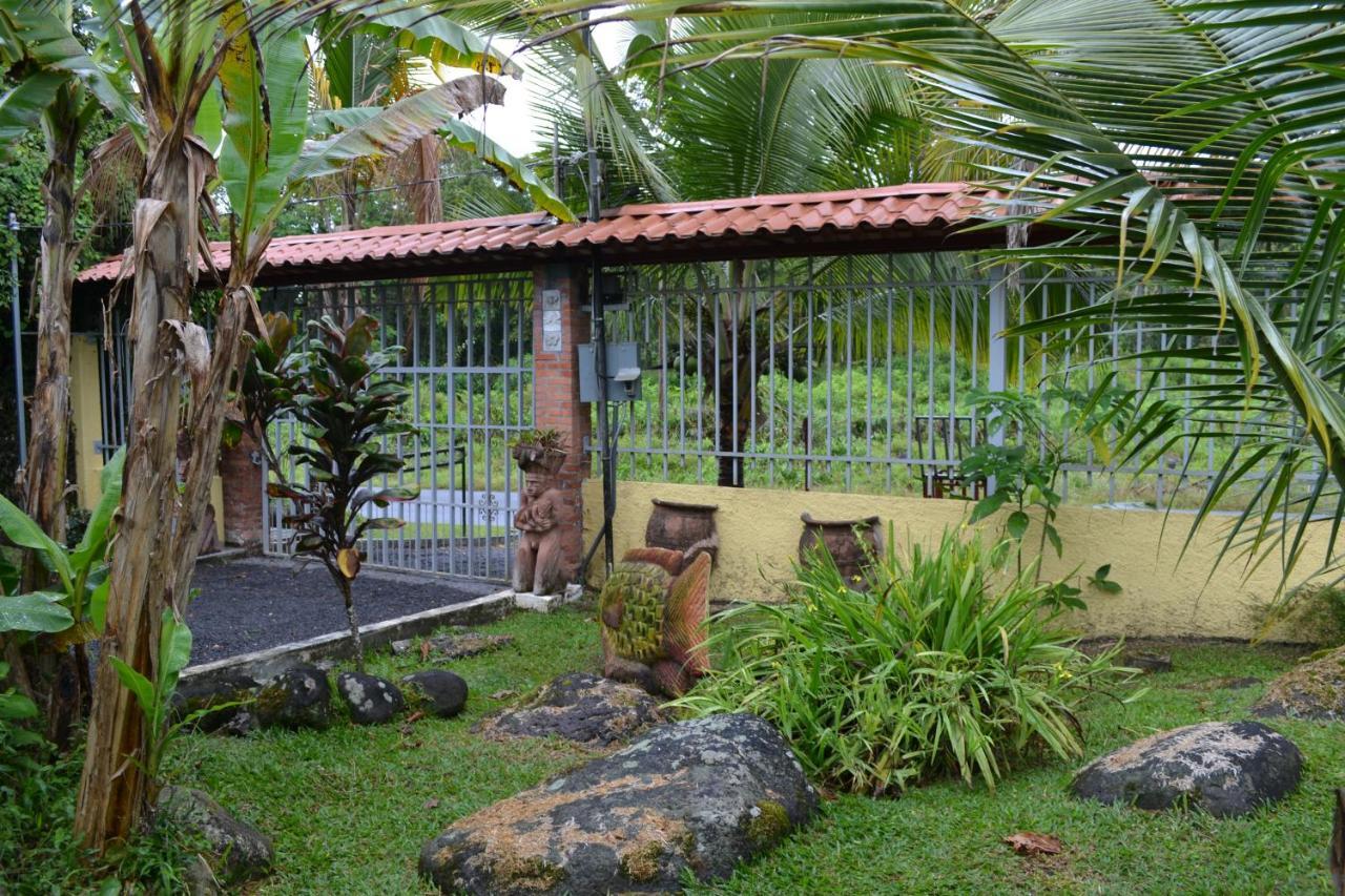 Casa Sophia 3 Listings Apartment 1 Or Apartment 2 Separately Or Apt 1 And 2 Together All With Fo Internet กวาปิเลส ภายนอก รูปภาพ