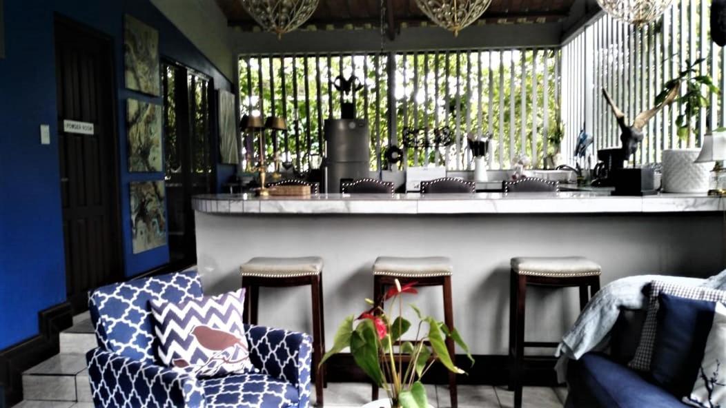 Casa Sophia 3 Listings Apartment 1 Or Apartment 2 Separately Or Apt 1 And 2 Together All With Fo Internet กวาปิเลส ภายนอก รูปภาพ
