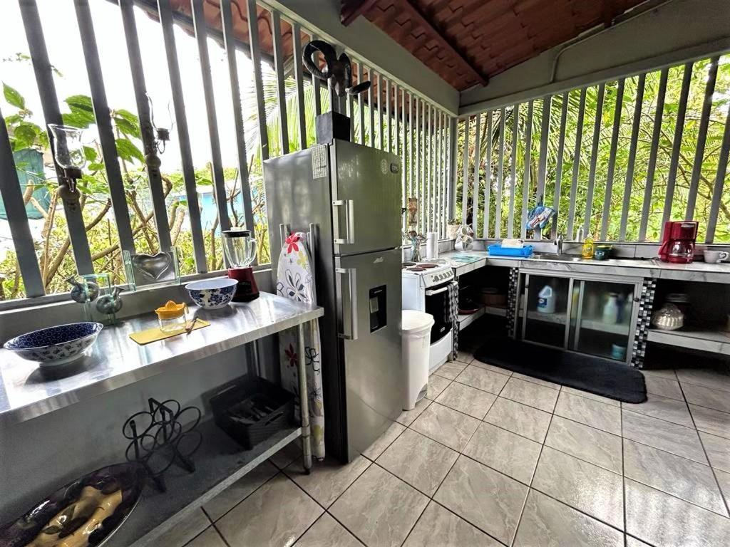 Casa Sophia 3 Listings Apartment 1 Or Apartment 2 Separately Or Apt 1 And 2 Together All With Fo Internet กวาปิเลส ภายนอก รูปภาพ