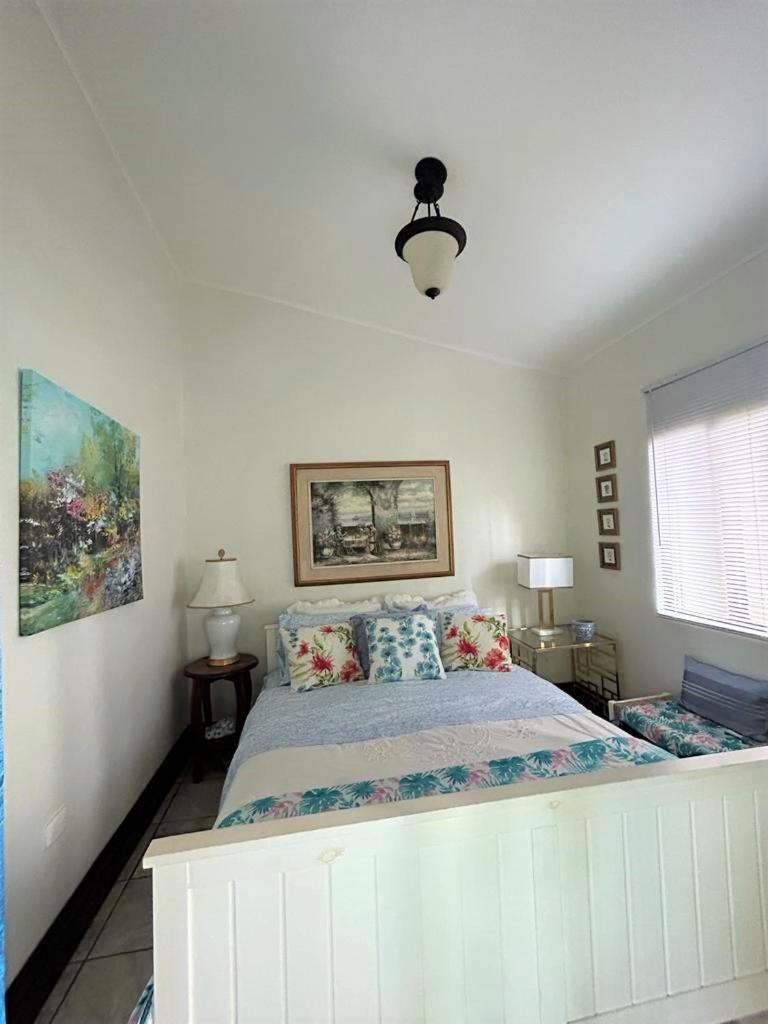 Casa Sophia 3 Listings Apartment 1 Or Apartment 2 Separately Or Apt 1 And 2 Together All With Fo Internet กวาปิเลส ภายนอก รูปภาพ