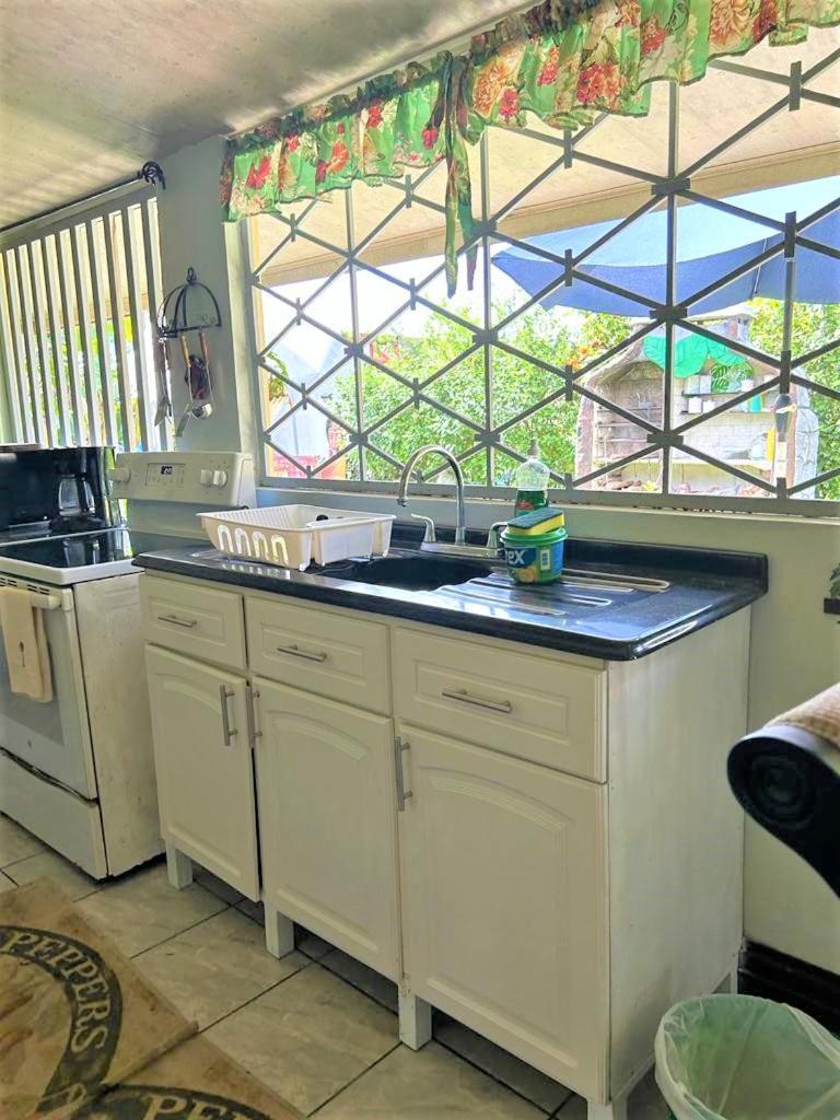 Casa Sophia 3 Listings Apartment 1 Or Apartment 2 Separately Or Apt 1 And 2 Together All With Fo Internet กวาปิเลส ภายนอก รูปภาพ