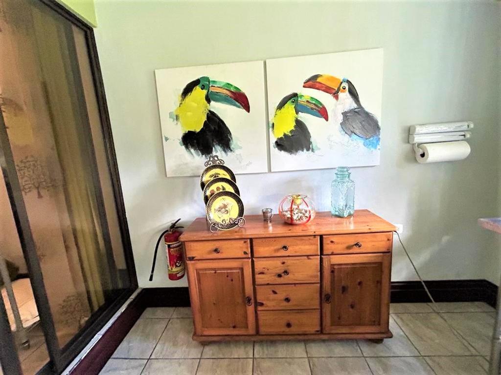 Casa Sophia 3 Listings Apartment 1 Or Apartment 2 Separately Or Apt 1 And 2 Together All With Fo Internet กวาปิเลส ภายนอก รูปภาพ