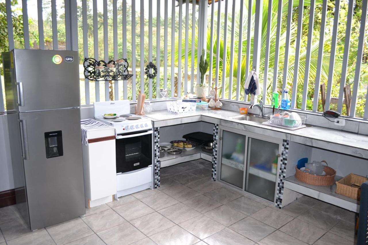 Casa Sophia 3 Listings Apartment 1 Or Apartment 2 Separately Or Apt 1 And 2 Together All With Fo Internet กวาปิเลส ภายนอก รูปภาพ